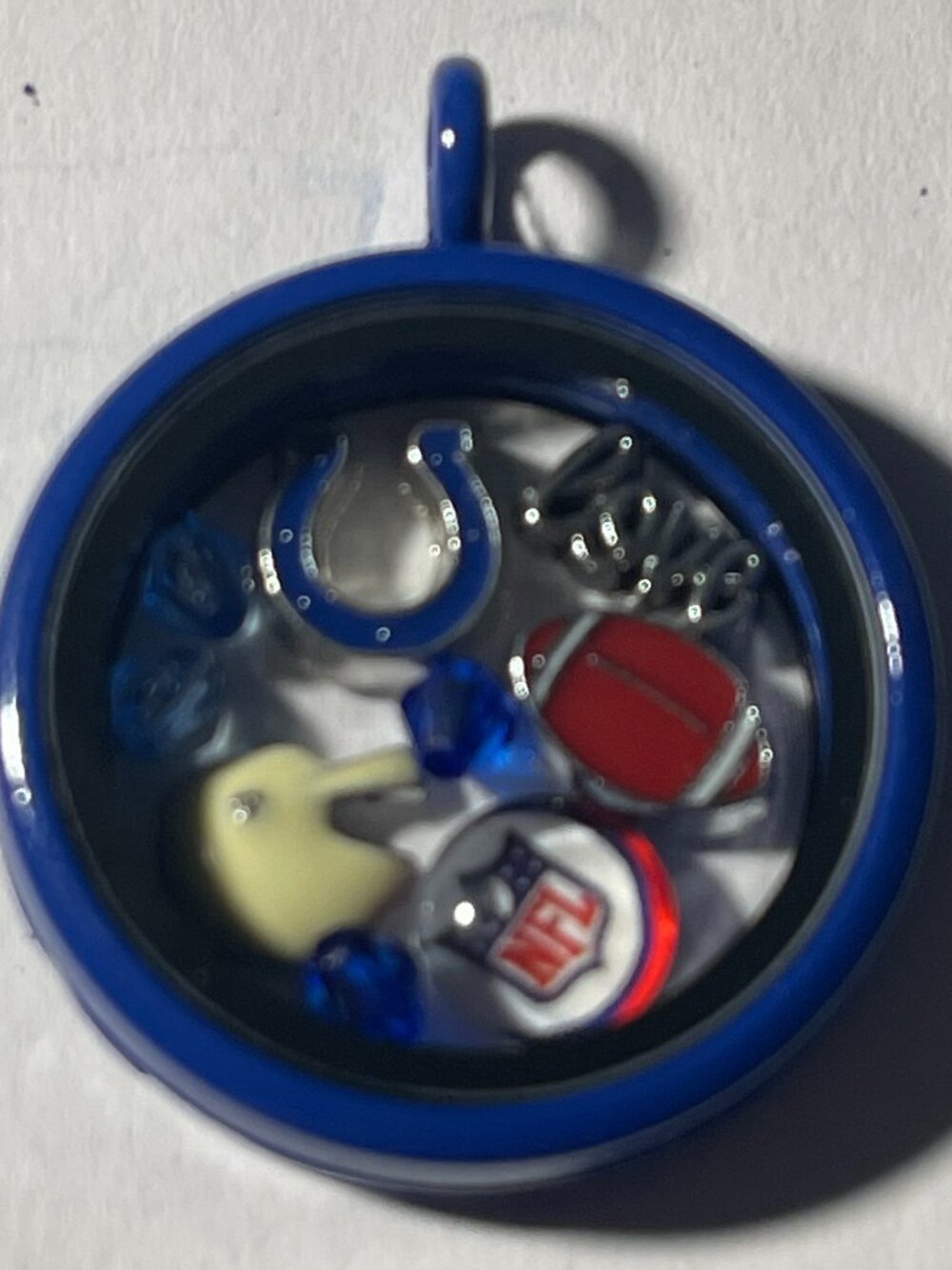 Indianapolis Colts NFL Memory Charm Locket w/ 22 IN chain NEW